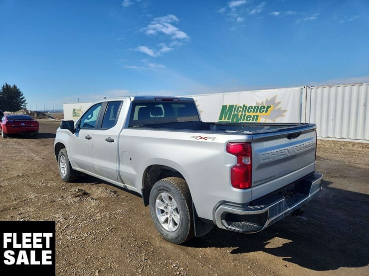 2022-chevrolet-silverado-1500-image-3