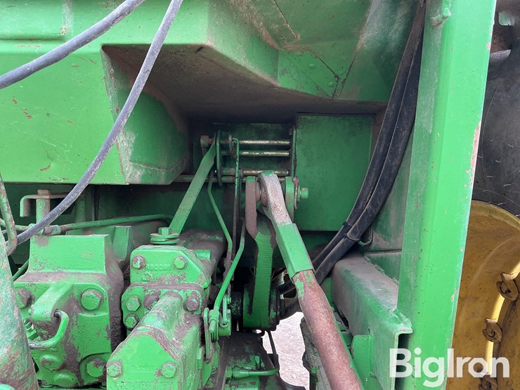 john-deere-4430-image-17