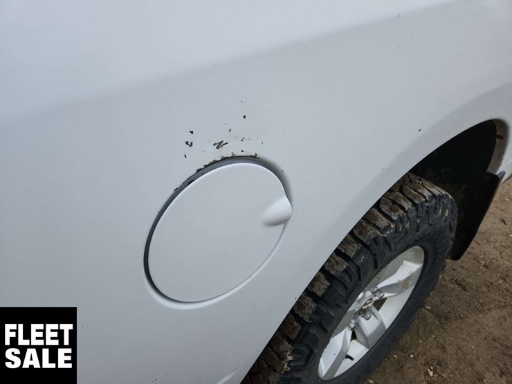 2013-dodge-1500-image-37