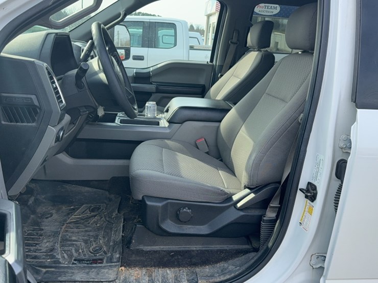 2016-ford-f150-image-17