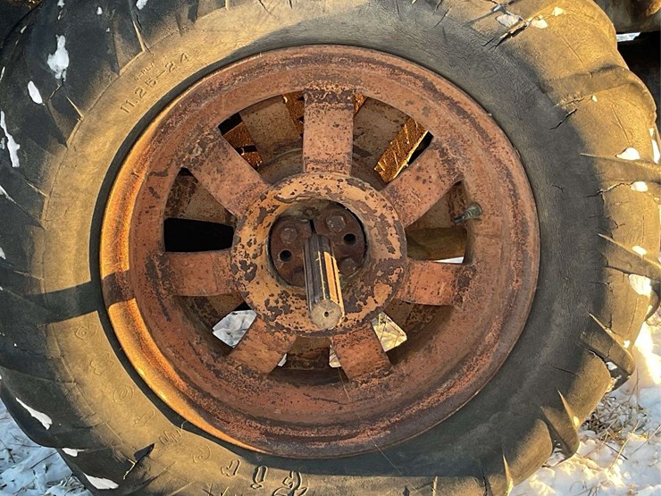 1935-fordson-image-13