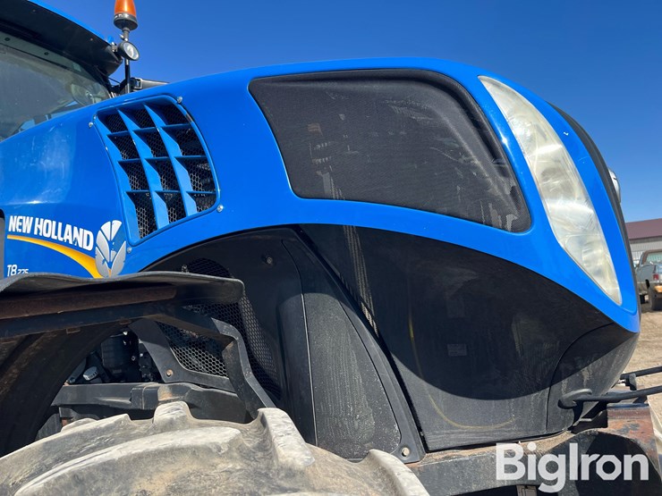 2014-new-holland-t8.275-image-10