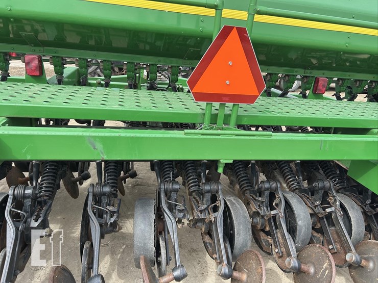 john-deere-1560-image-7