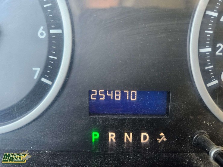 2012-dodge-1500-image-36