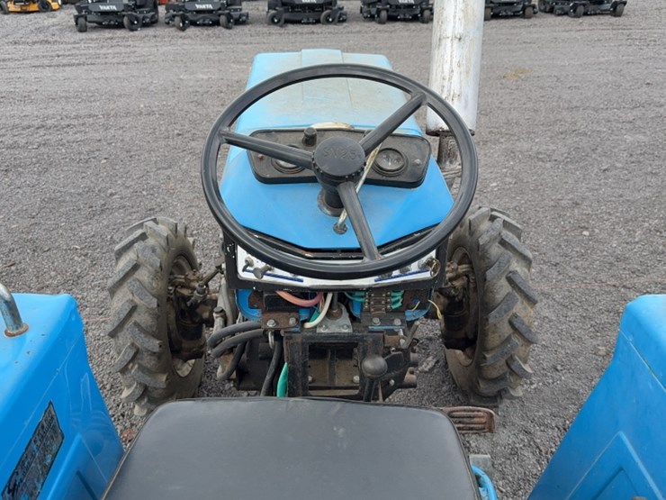 #3065-•-ranch-master-254-tractor-image-12