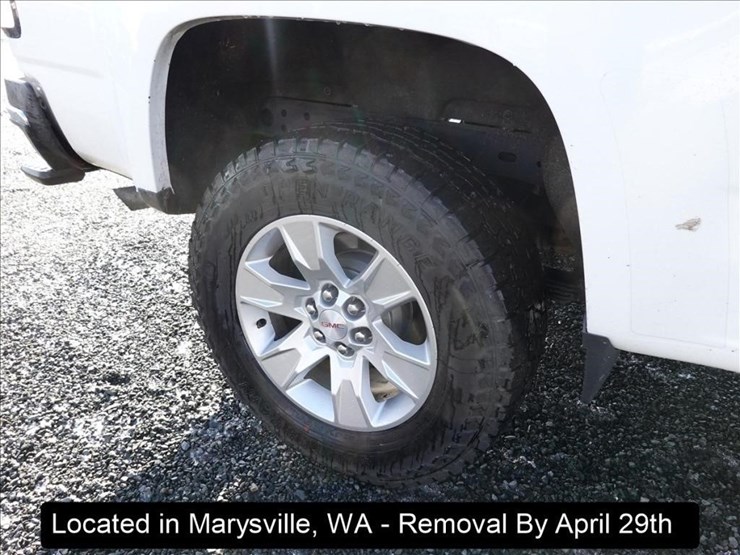 2016-gmc-canyon-image-12