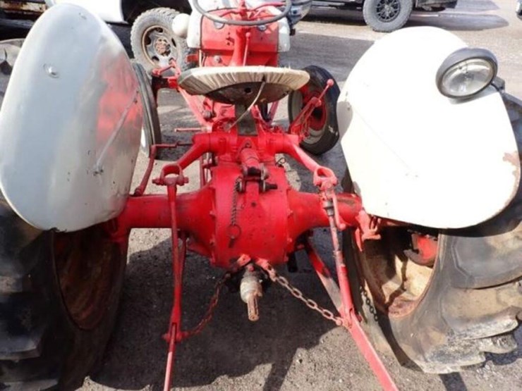 ford-tractor-image-6