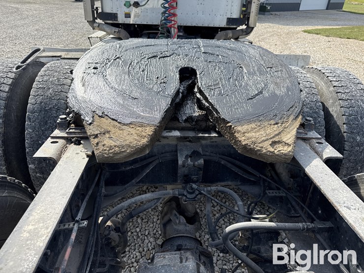 2013-international-9900-image-9