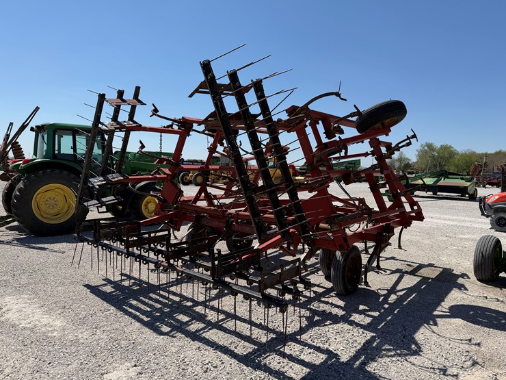 case-ih-4800-image-6