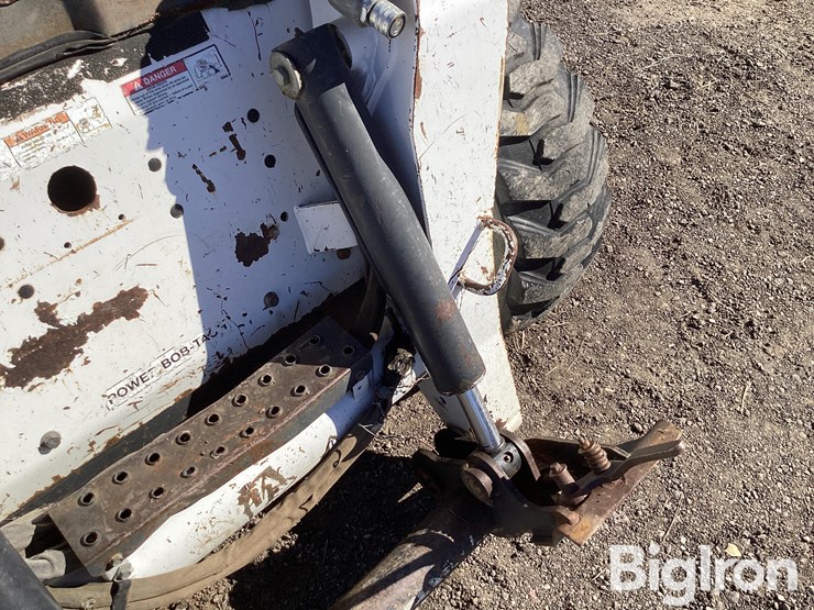 2007-bobcat-s250-image-10