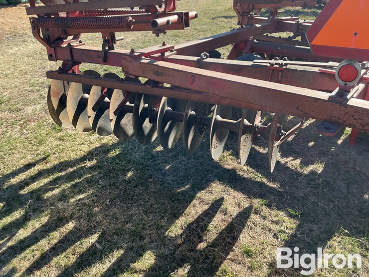 massey-ferguson-620-image-19