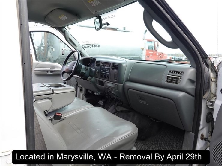 2004-ford-f450-image-10