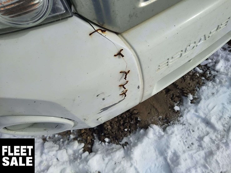 2012-ford-escape-image-24