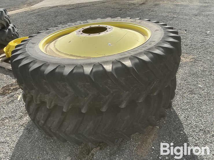 14.9-r-46-axle-mount-dual-rims-&-tires-image-6