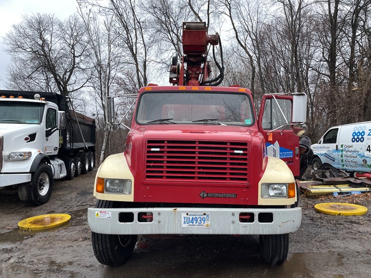2000-international-4700-image-4