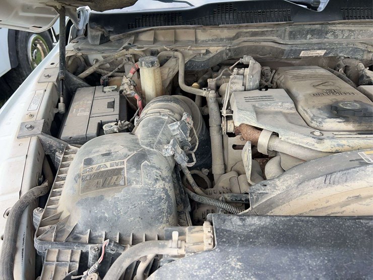 2017-dodge-ram-2500-image-21