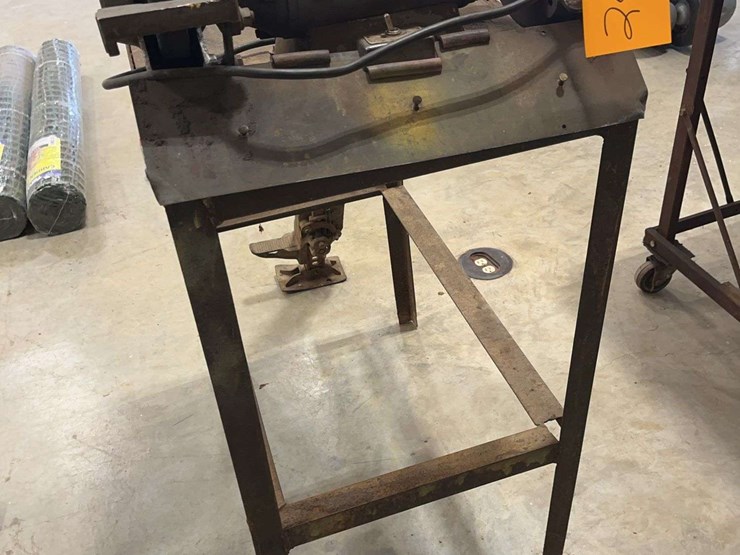 metal-table-with-grinder-image-2