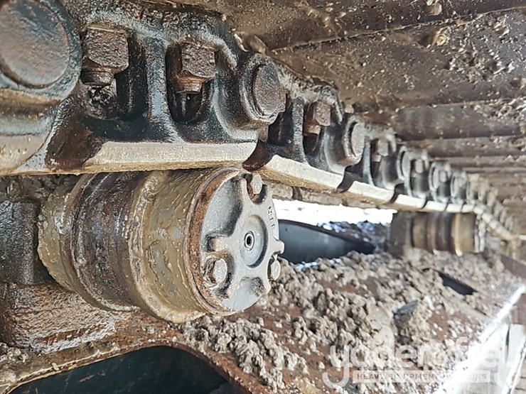 2016-deere-210g-image-9