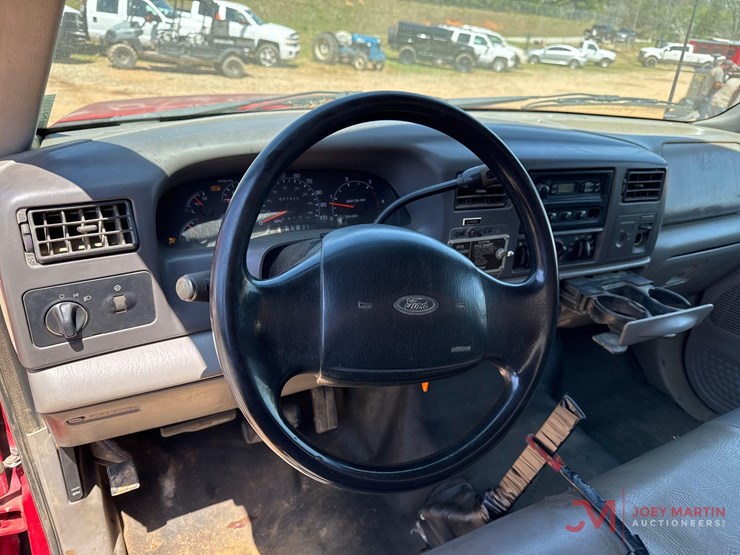 2001-ford-f450-xl-image-25