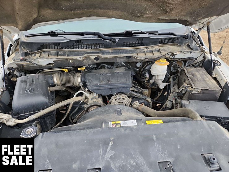 2013-dodge-1500-image-30