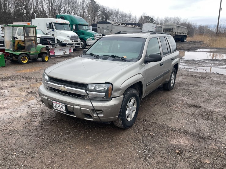 2003-chevrolet-trailblazer-image-1