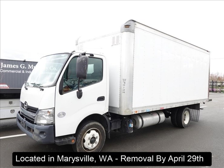 2018-hino-195-image-1