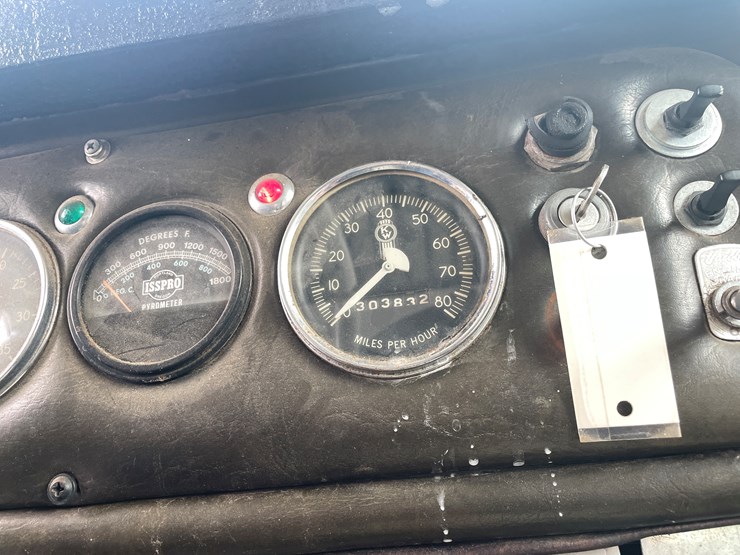 #246-•-1961-kenworth-truck-tractor-(has-nd-title)-(mora,-mn)-image-28