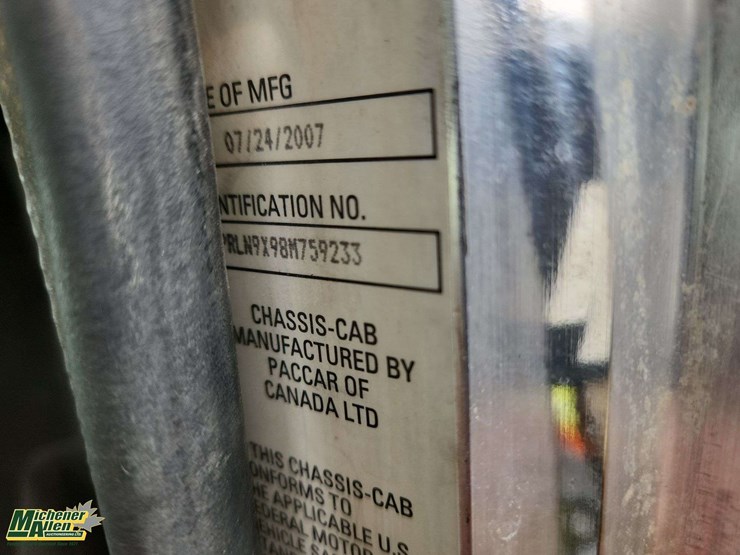2008-peterbilt-340-image-5