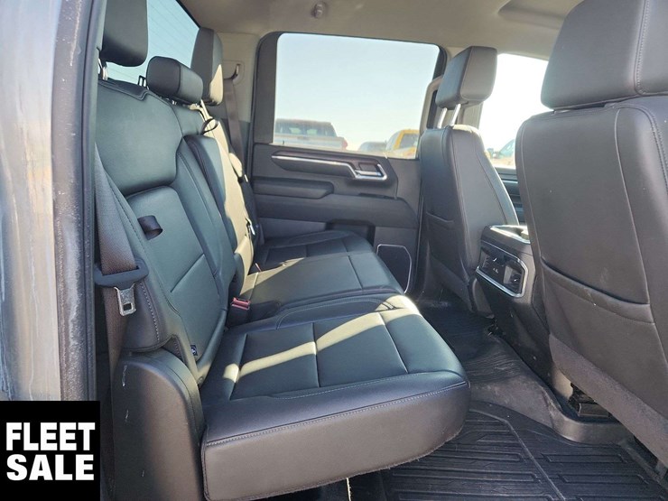 2024-gmc-sierra-2500hd-image-18