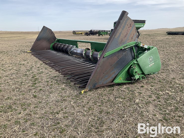 john-deere-930-image-1