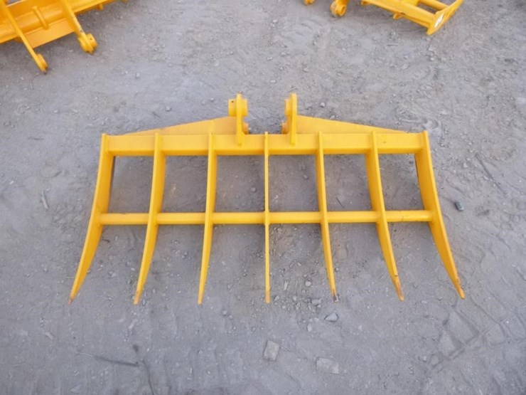 caterpillar-303-image-6