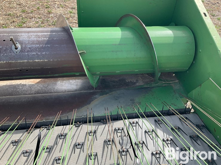 john-deere-212-image-14