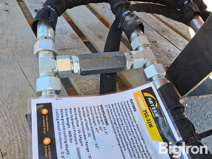 2025-massey-ferguson-730-image-14