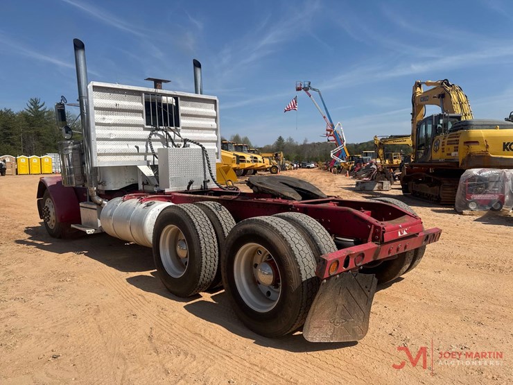 1987-peterbilt-377-image-7