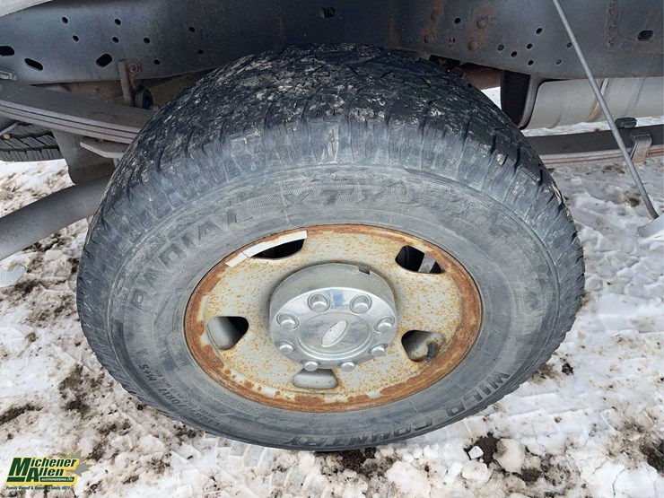 2009-ford-f250-image-12