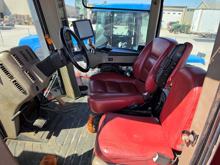 2014-case-ih-420-image-7