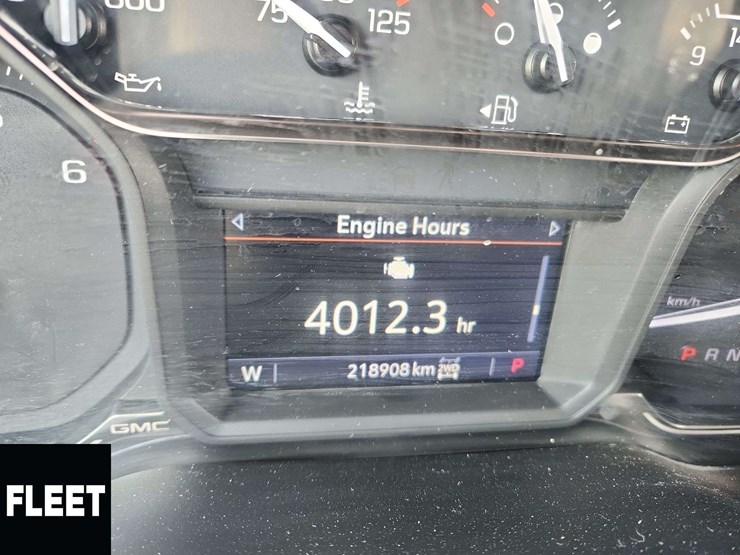 2021-gmc-sierra-2500hd-image-26