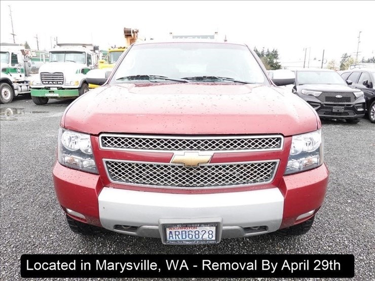 2007-chevrolet-suburban-image-18