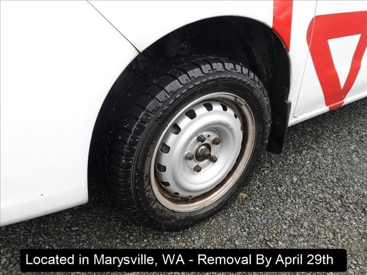 2020-nissan-nv200-image-14