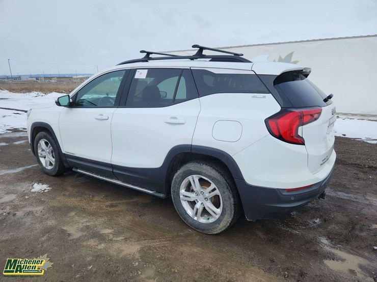 2018-gmc-terrain-sle-image-3