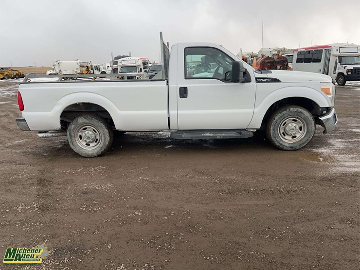 2011-ford-f250-image-8