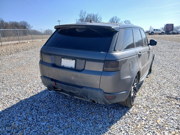 2016-land-rover-range-rover-image-8