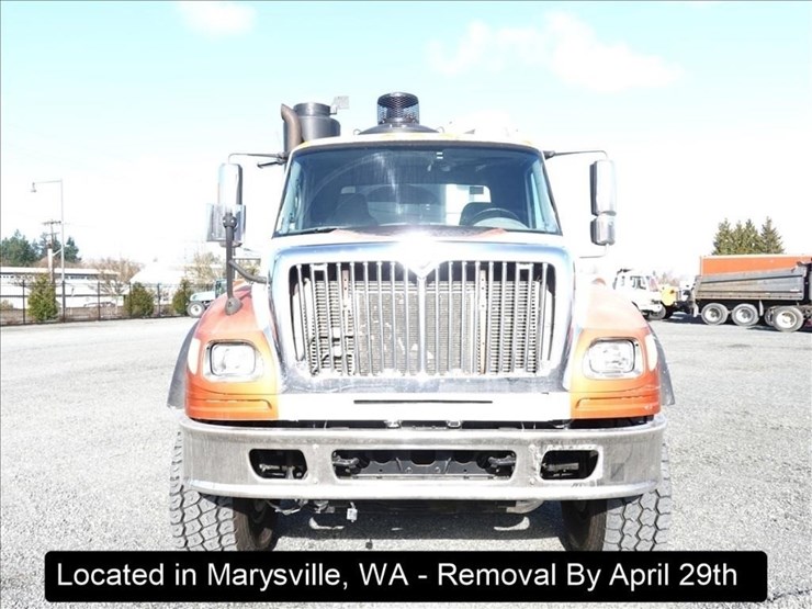 2005-international-7600-image-48