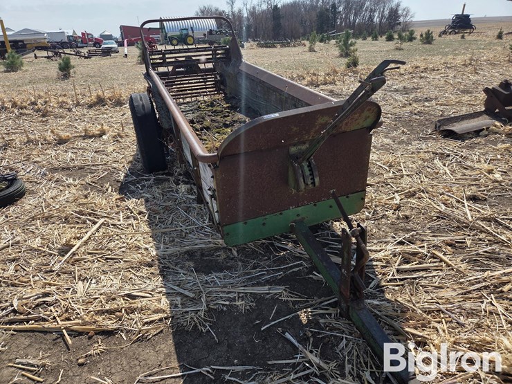 john-deere-manure-spreader-image-3