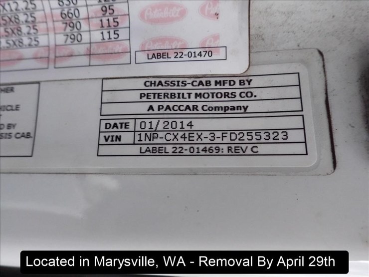 2015-peterbilt-567-image-29