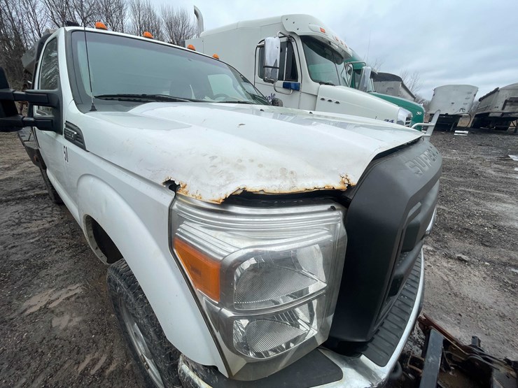 2013-ford-f350-image-35