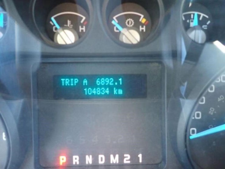 2016-ford-f650-image-11