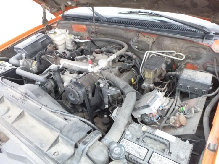 2000-chevrolet-2500-image-19