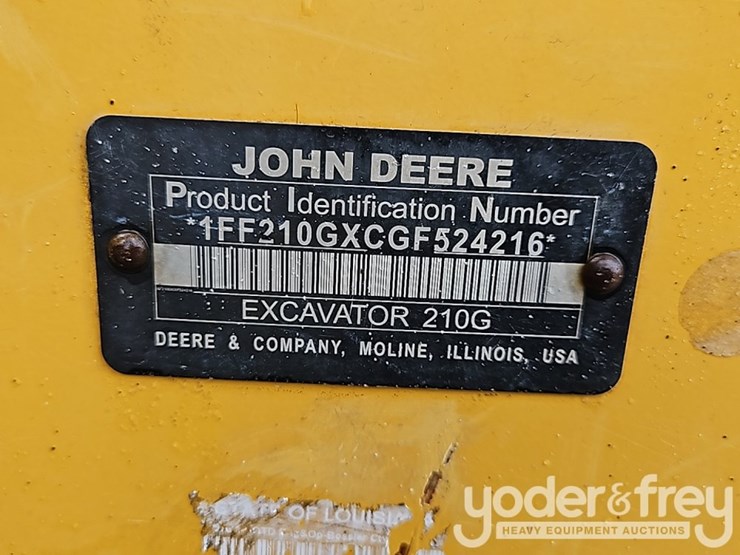 2016-deere-210g-image-45