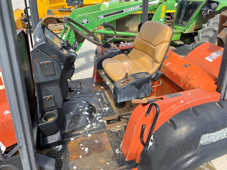 2002-ditch-witch-rt70-image-6